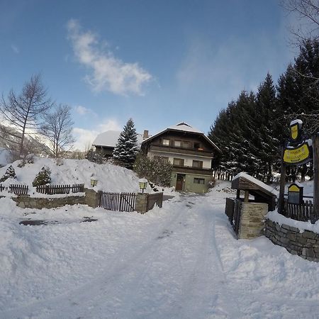 Pension Zur Heiligen Krone Mauterndorf  Exterior photo
