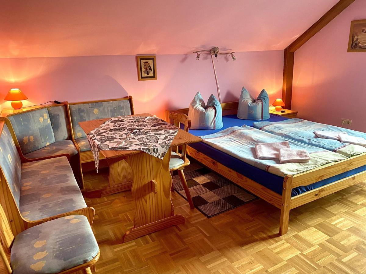 Pension Zur Heiligen Krone Mauterndorf  Exterior photo