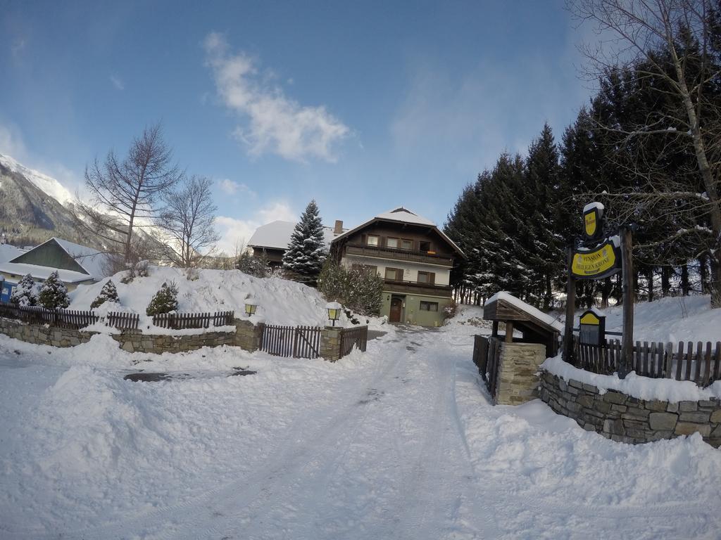 Pension Zur Heiligen Krone Mauterndorf  Exterior photo
